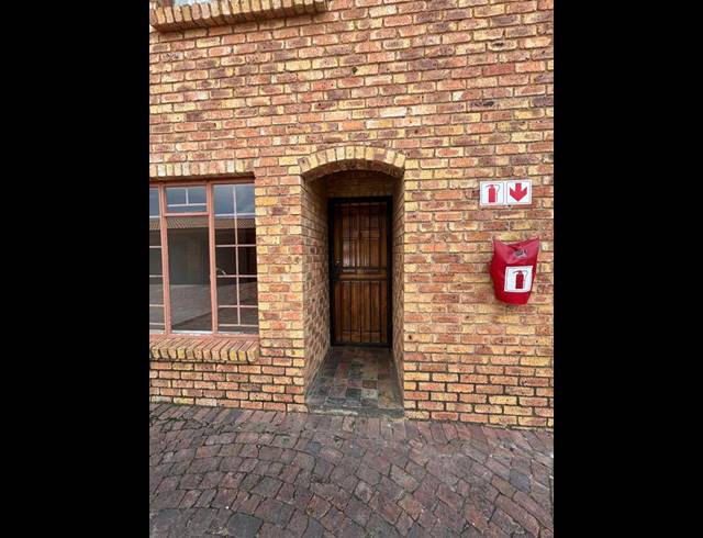 2 BEDROOM PROPERTY TO RENT IN BRAKPAN CENTRAL